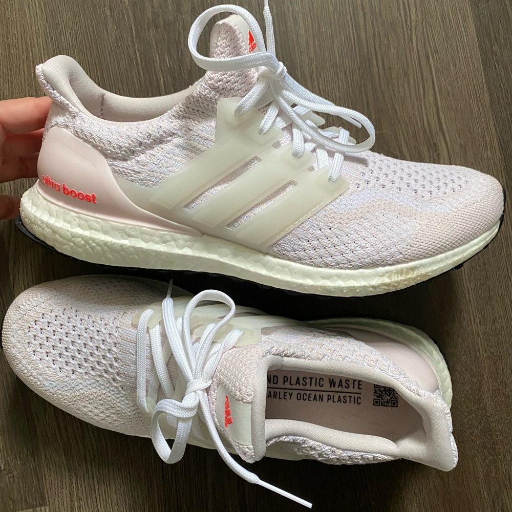Adidas Ultra Boost 5.0 DNA Sneakers
